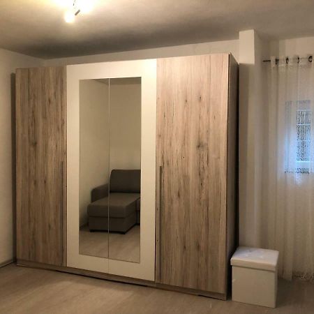 Ferienwohnung Beutelsbacherstrasse 12 Unterturkheim Stuttgart Luaran gambar