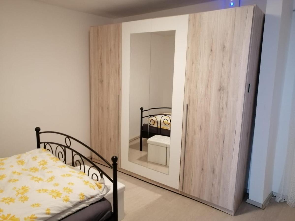 Ferienwohnung Beutelsbacherstrasse 12 Unterturkheim Stuttgart Luaran gambar