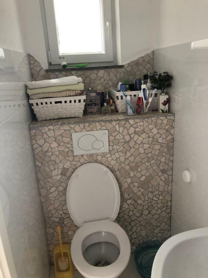 Ferienwohnung Beutelsbacherstrasse 12 Unterturkheim Stuttgart Luaran gambar